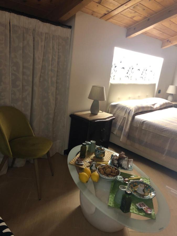 Lemons Coast Bed & Breakfast *